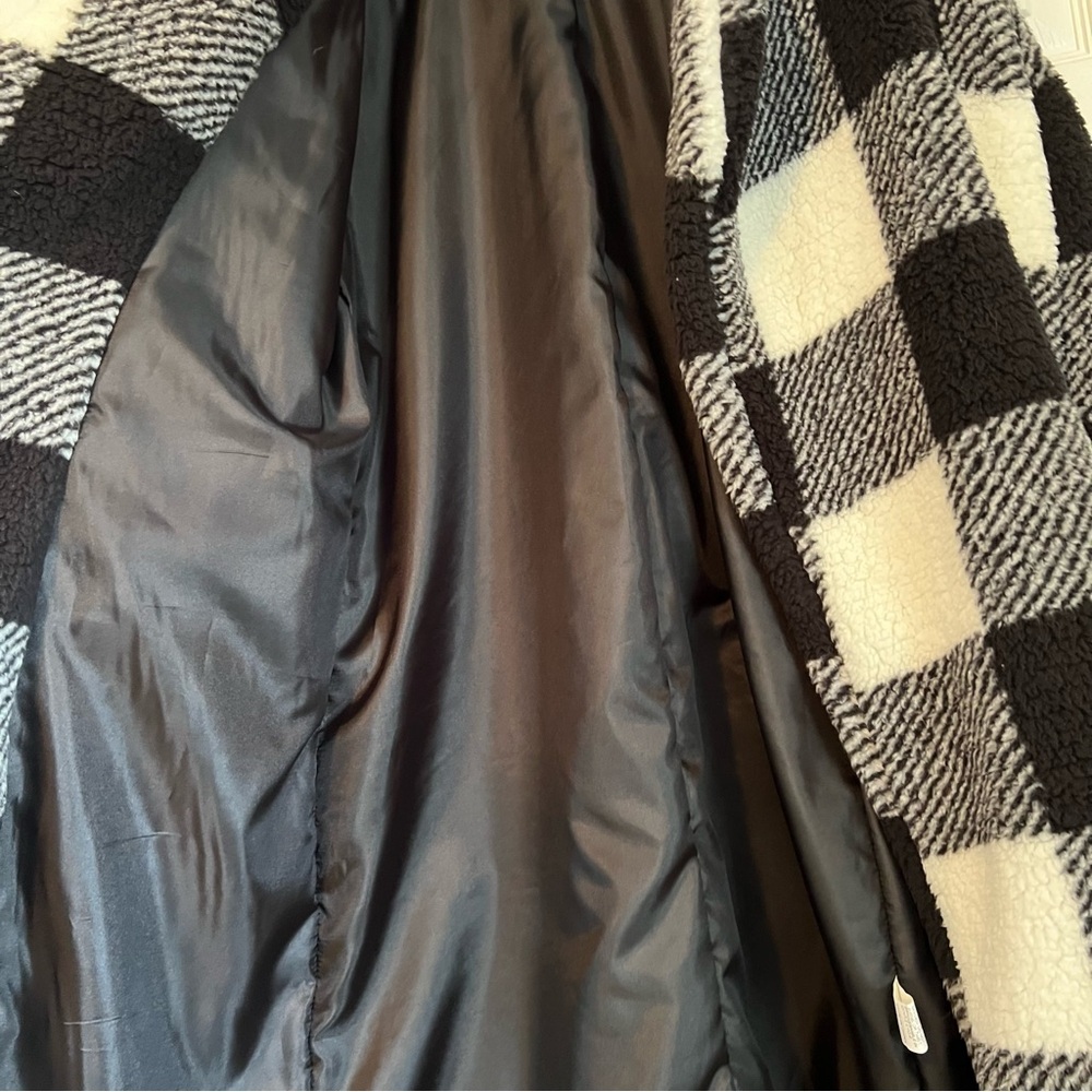 SHEIN Black and White Plaid Teddy Jacket - Picture 7 of 7